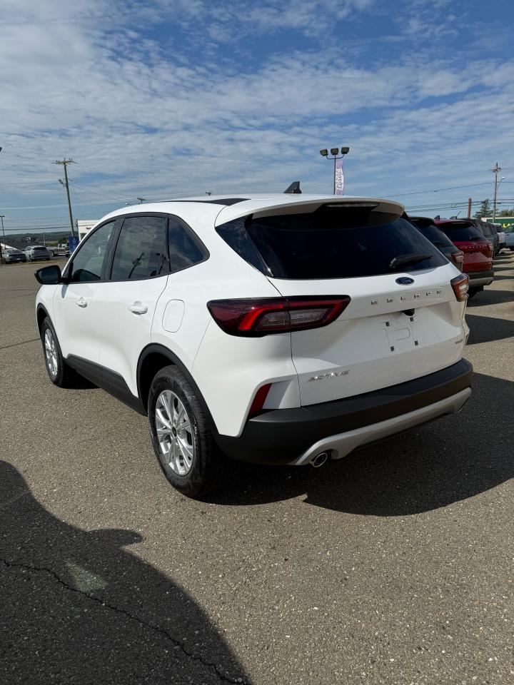 2025 Ford Escape Active™ Photo5