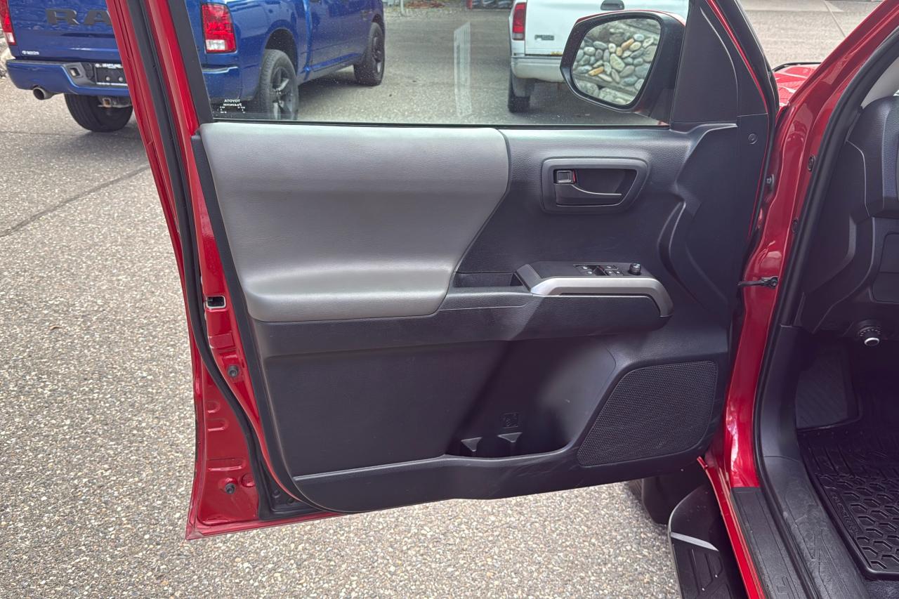 2019 Toyota TACOMA 4X4 ACCESS CAB SR5 Base Photo