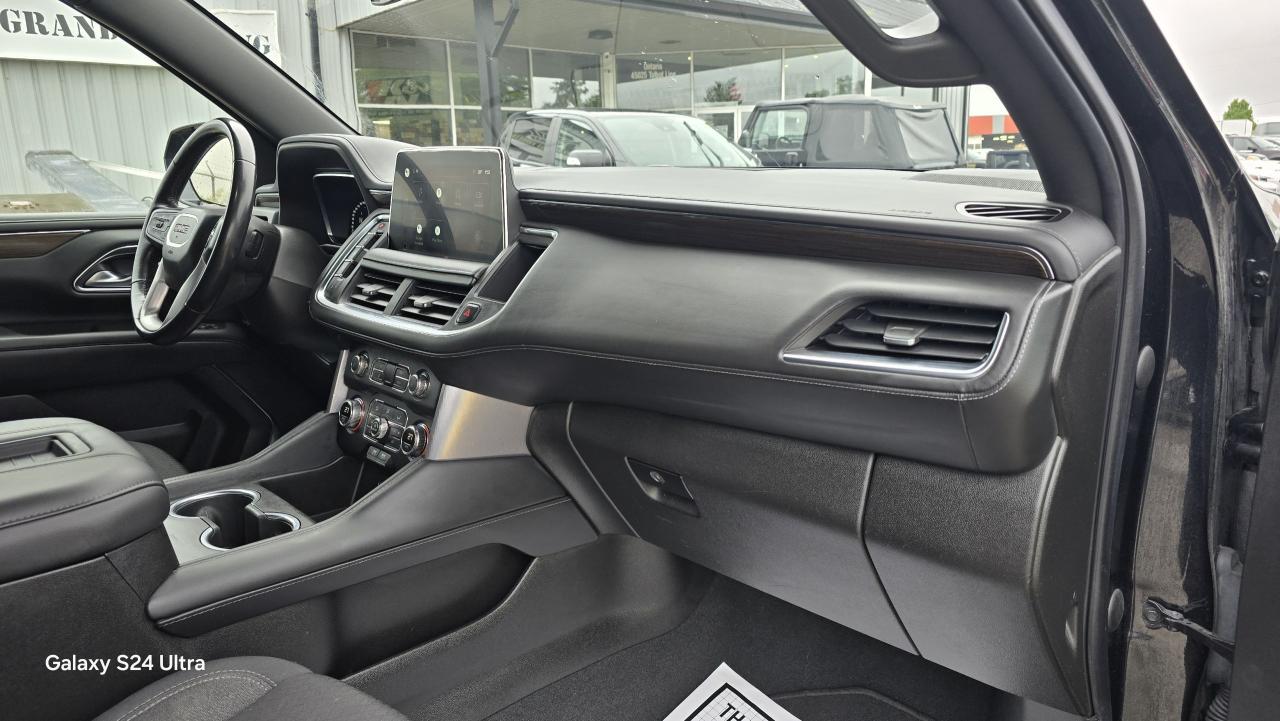 2022 GMC Yukon XL SLE - Photo #14