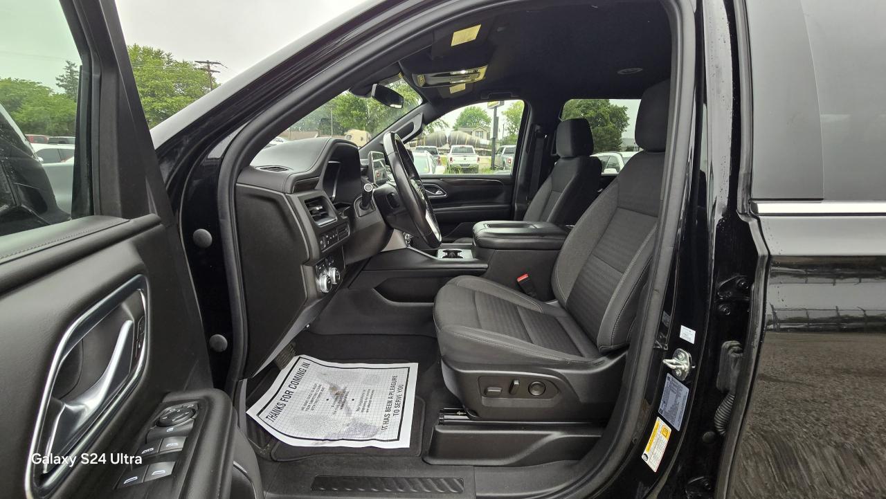 2022 GMC Yukon XL SLE - Photo #26