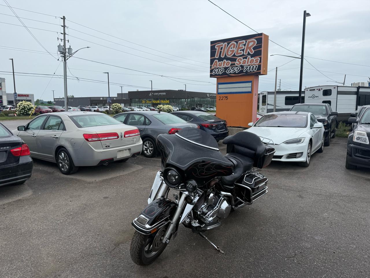 Used 2005 Harley-Davidson FLHTCI ELECTRA GLIDE CLASSIC, MANY EXTRAS, LIGHT DAMAGE for sale in London, ON