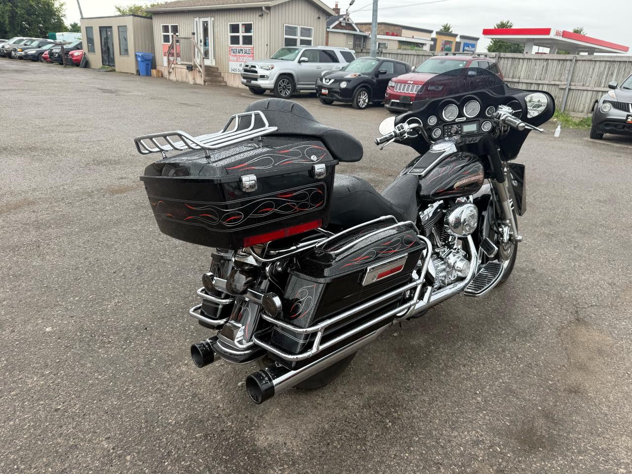2005 Harley-Davidson FLHTCI ELECTRA GLIDE CLASSIC, MANY EXTRAS, LIGHT DAMAGE - Photo #5