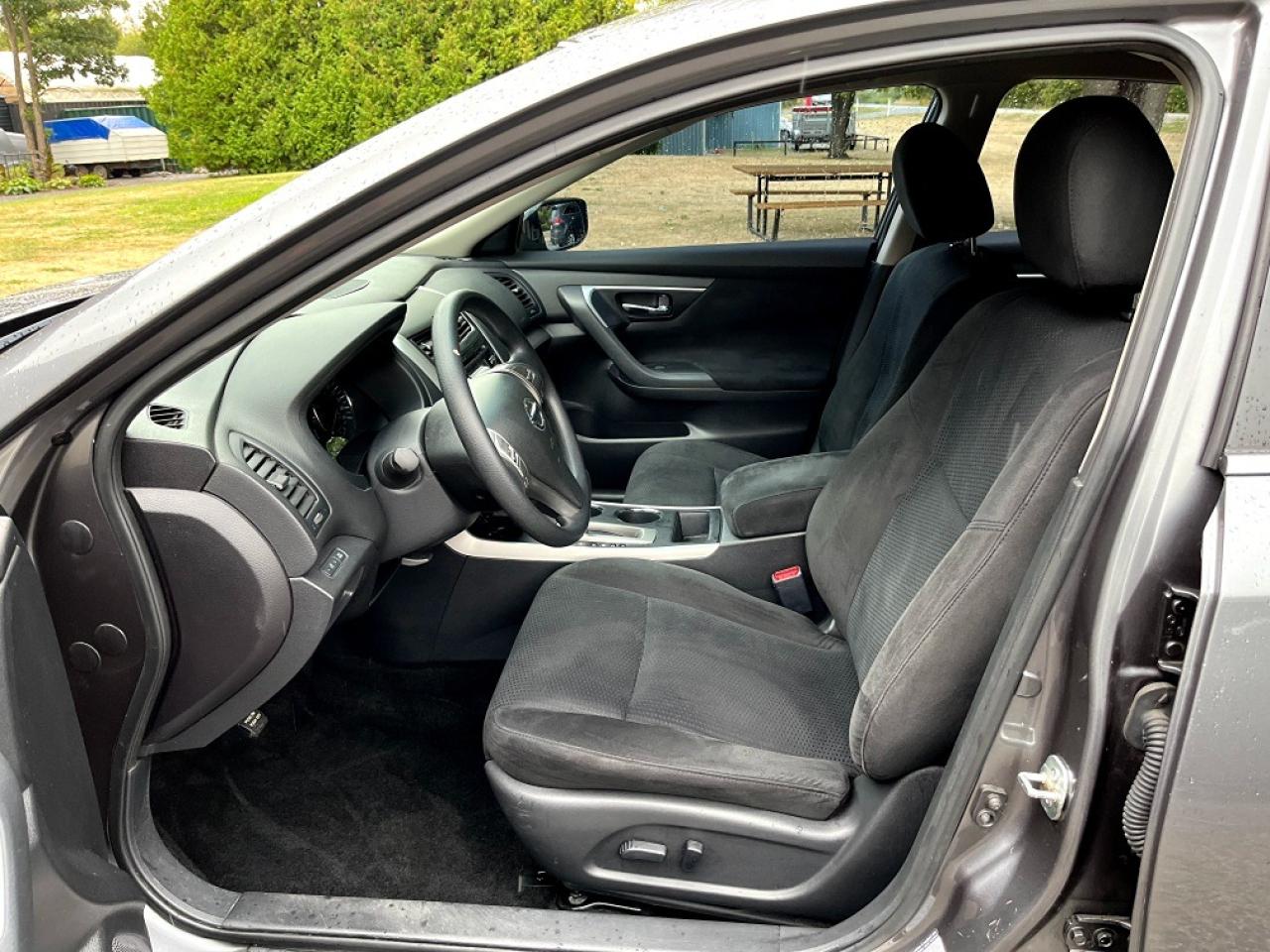 2015 Nissan Altima 2.5 S - Photo #6