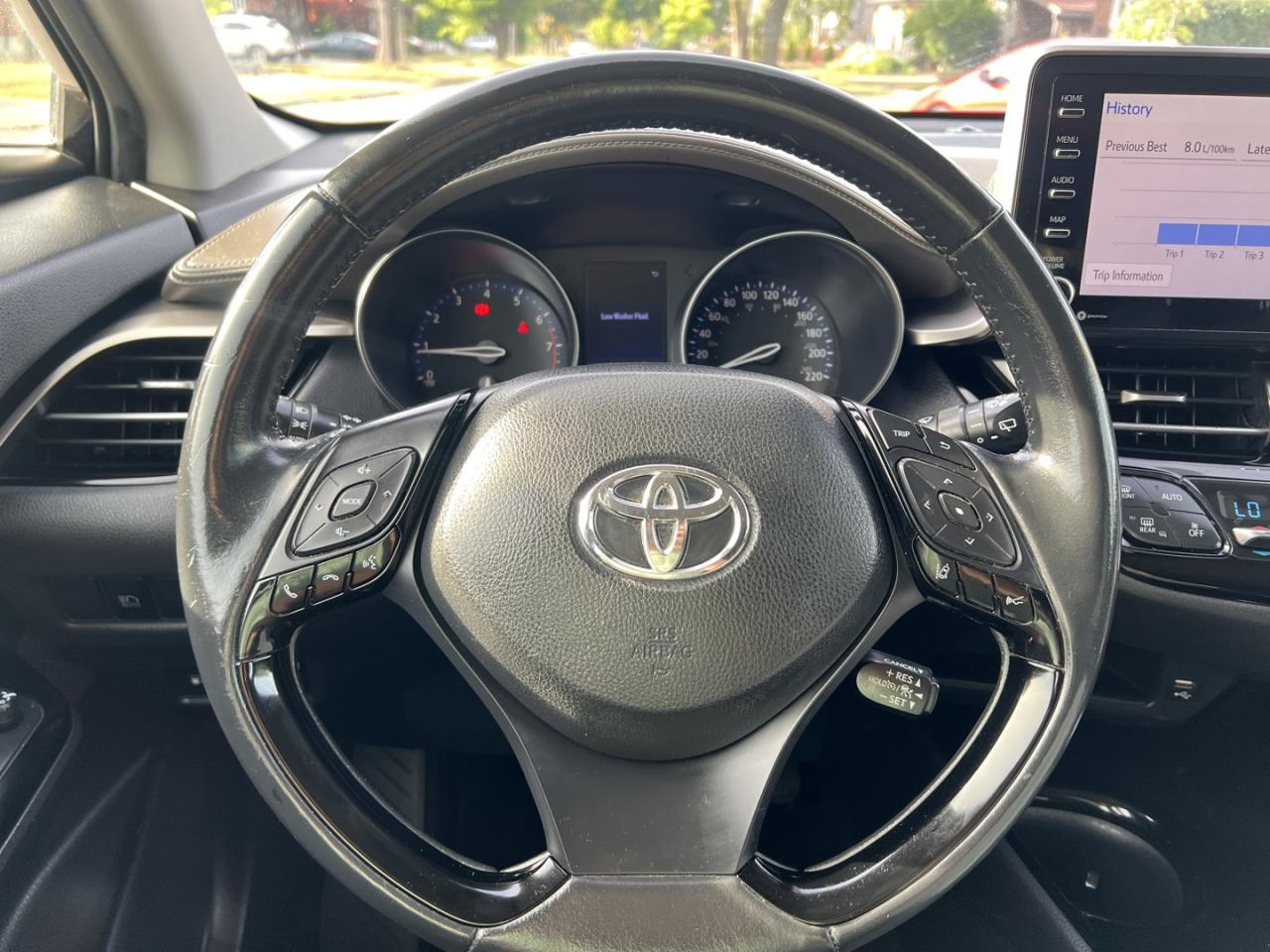 2020 Toyota C-HR Limited - Photo #15