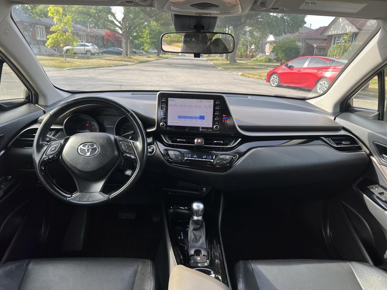2020 Toyota C-HR Limited - Photo #13