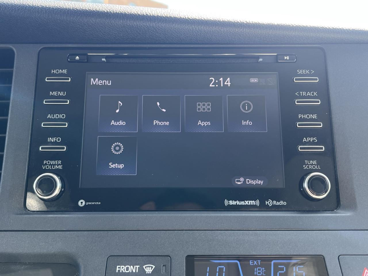 2018 Toyota Sienna LE 7-Passenger - Photo #19