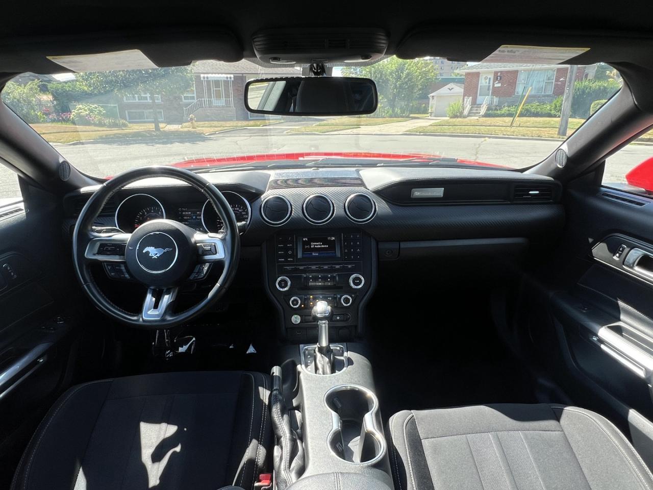 2018 Ford Mustang ECOBOOST COUPE - Photo #19
