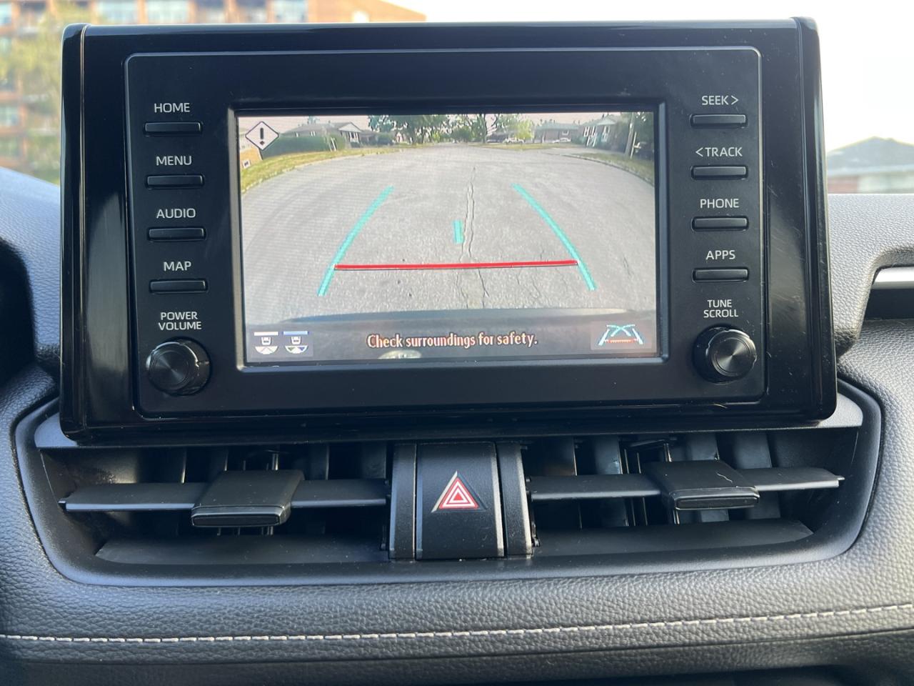 2019 Toyota RAV4 Hybrid LE AWD - Photo #18