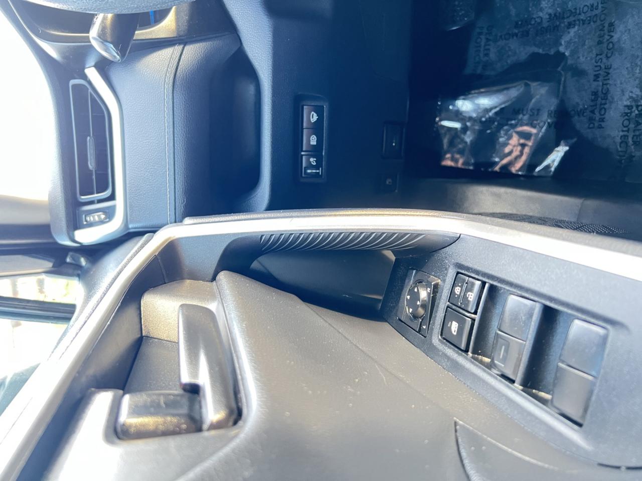 2019 Toyota RAV4 Hybrid LE AWD - Photo #21