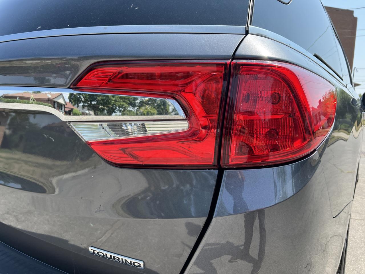 2019 Honda Odyssey Touring - Photo #7