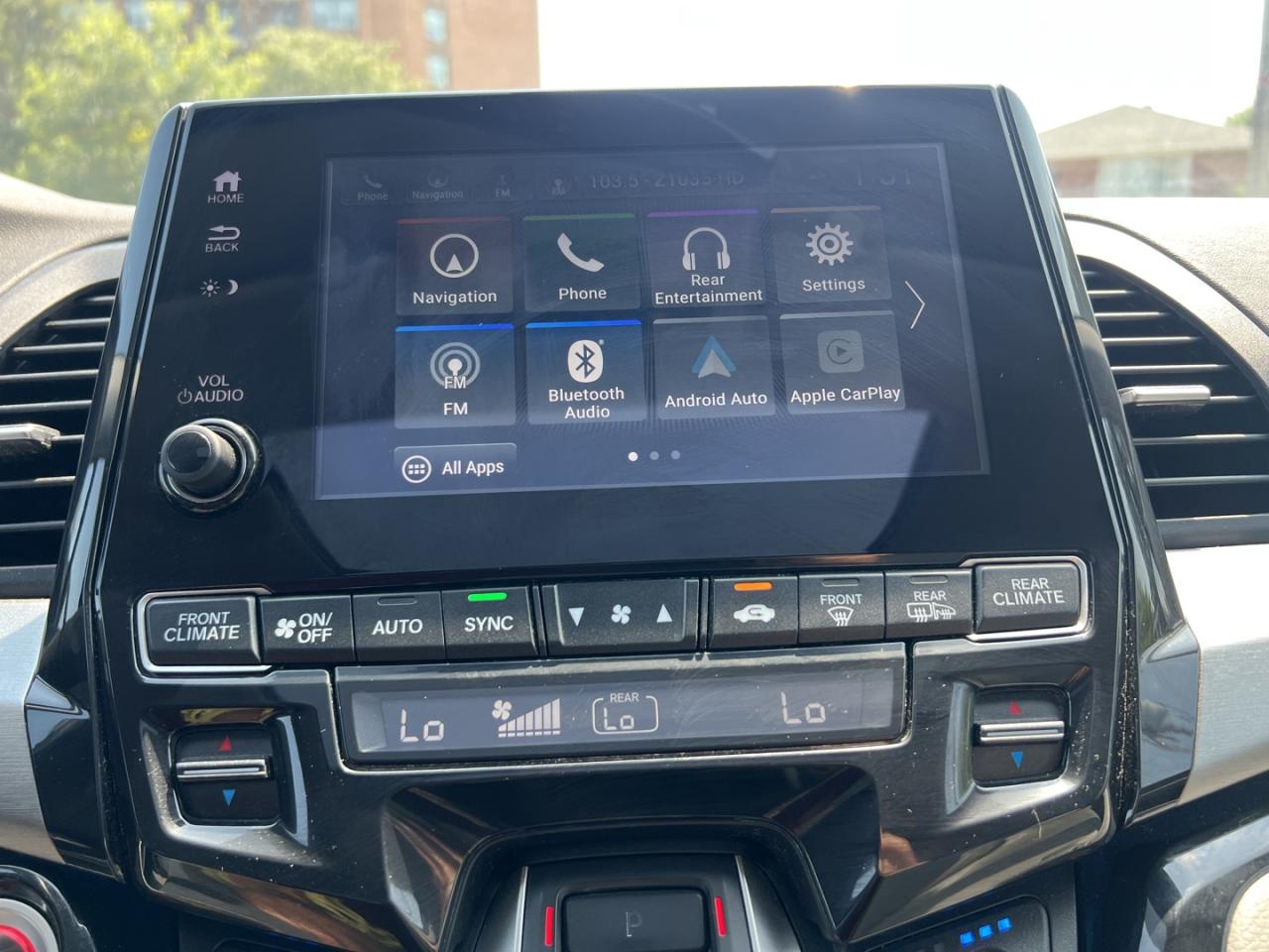 2019 Honda Odyssey Touring - Photo #18