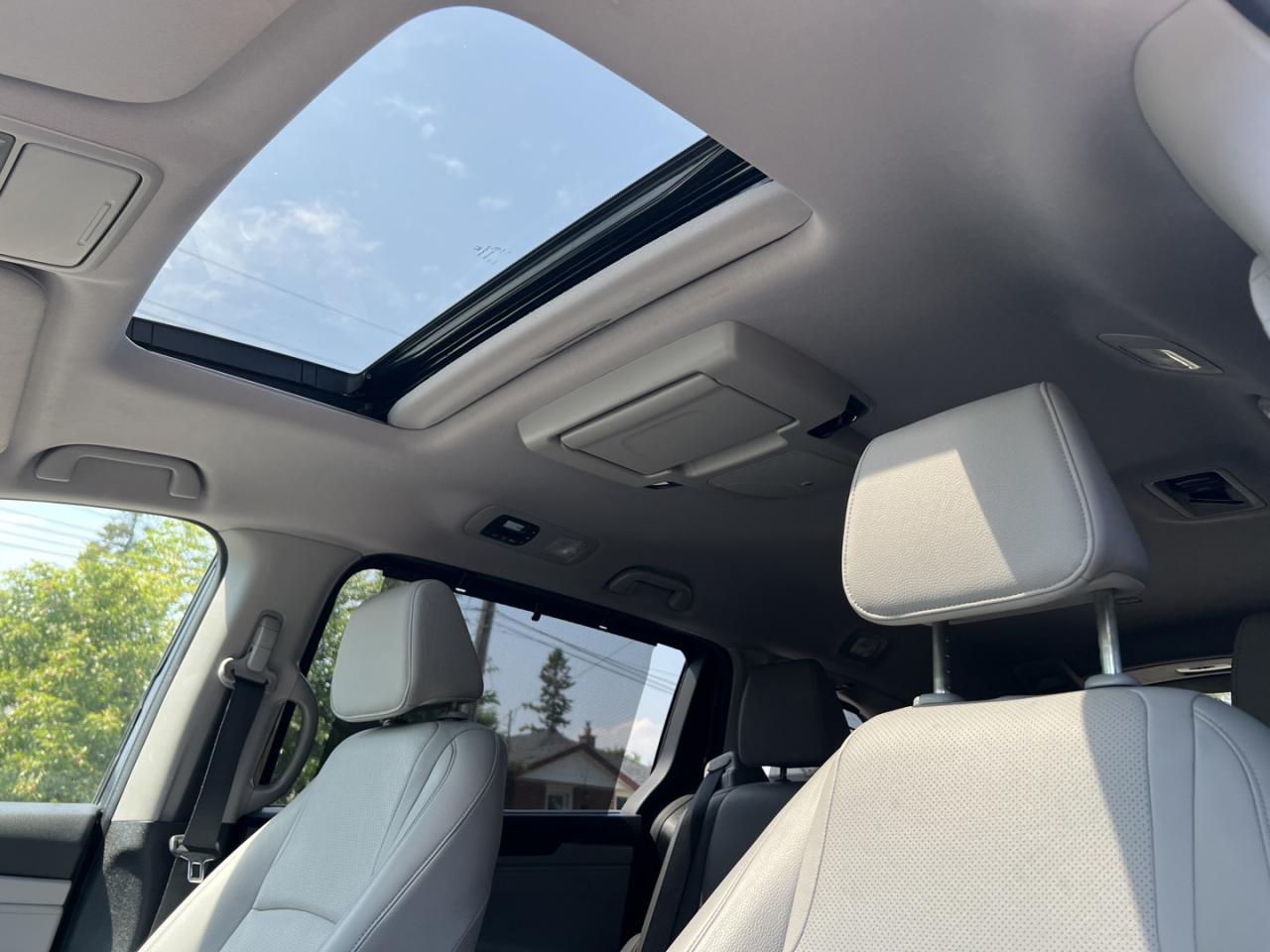 2019 Honda Odyssey Touring - Photo #25