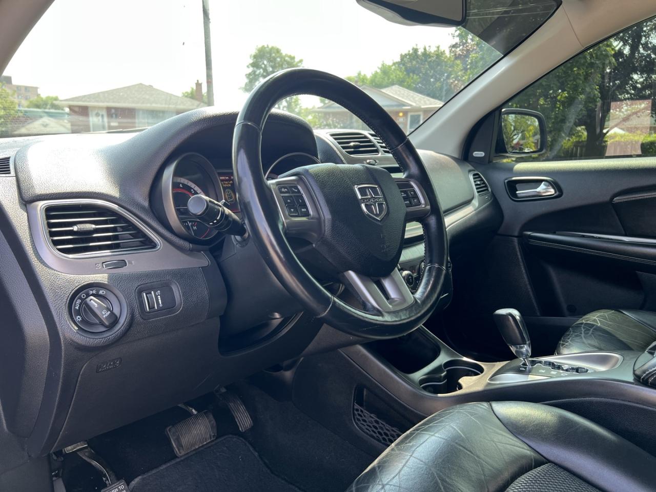 2018 Dodge Journey Crossroad - Photo #14