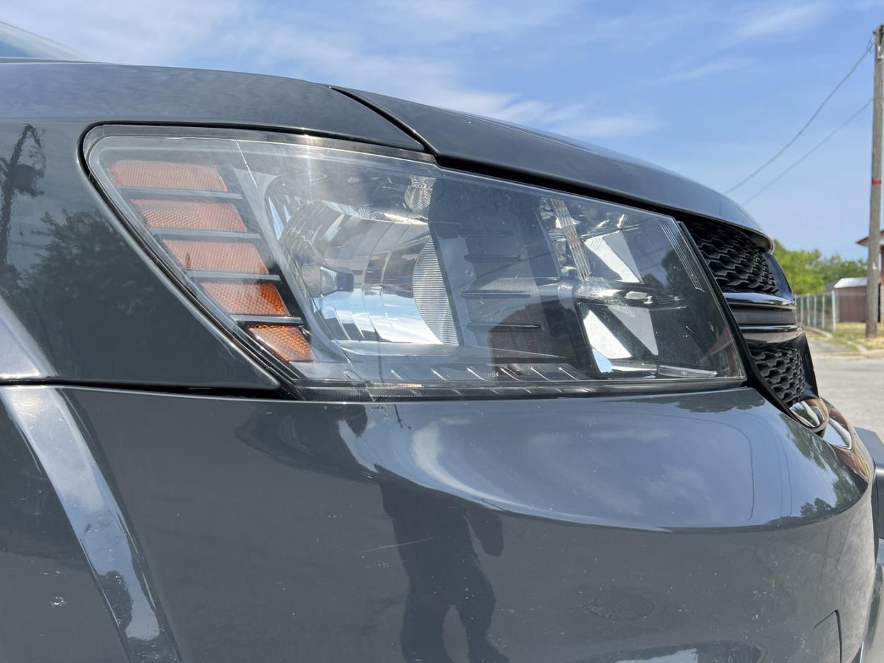 2018 Dodge Journey Crossroad - Photo #25