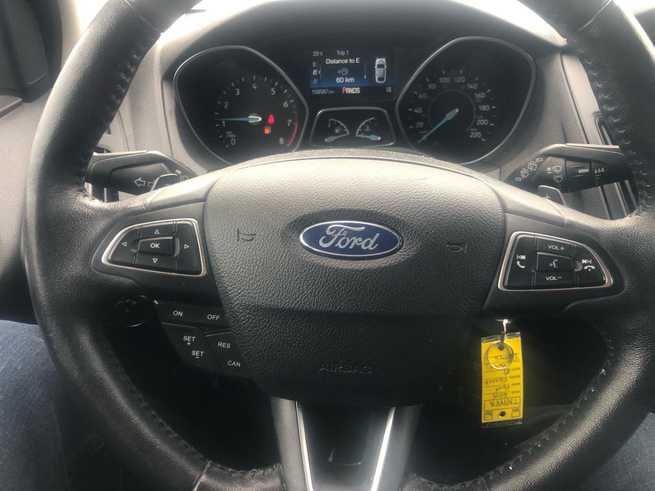 2015 Ford Focus SE 5DR HATCH AUTO - Photo #6