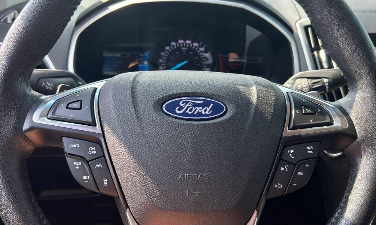 2019 Ford Edge SEL - Photo #8
