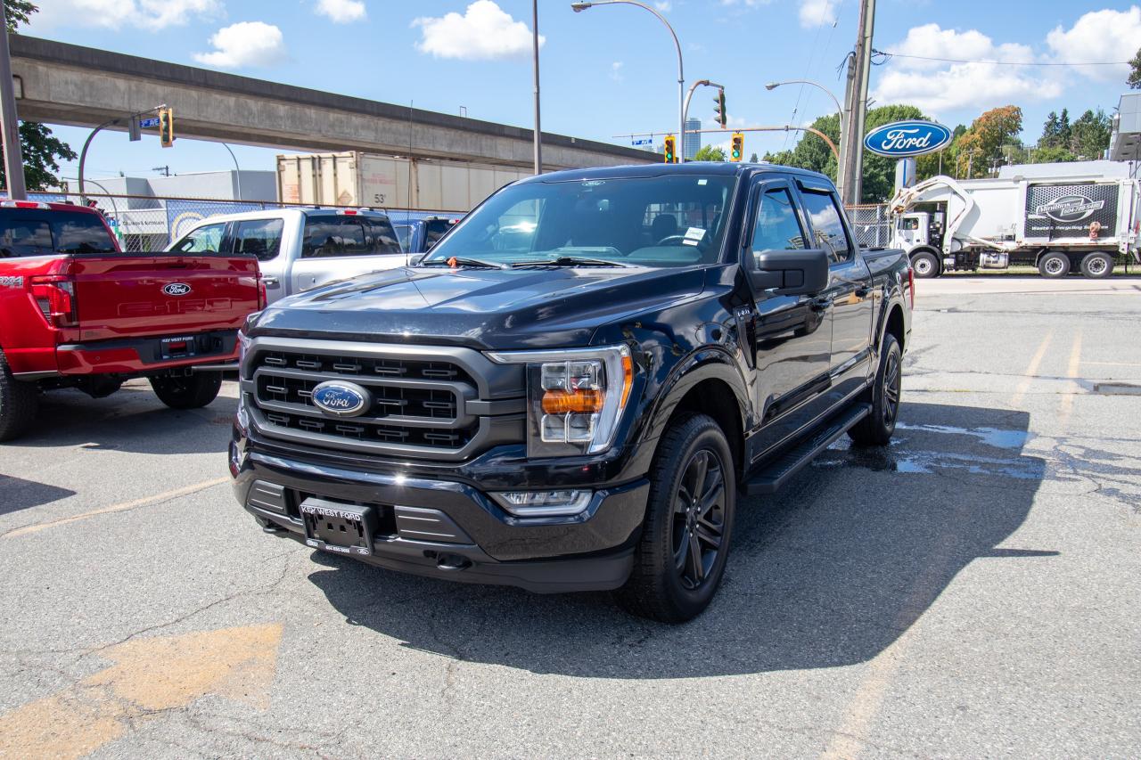Used 2021 Ford F-150 XLT 4WD SuperCrew 5.5' Bo for sale in New Westminster, BC