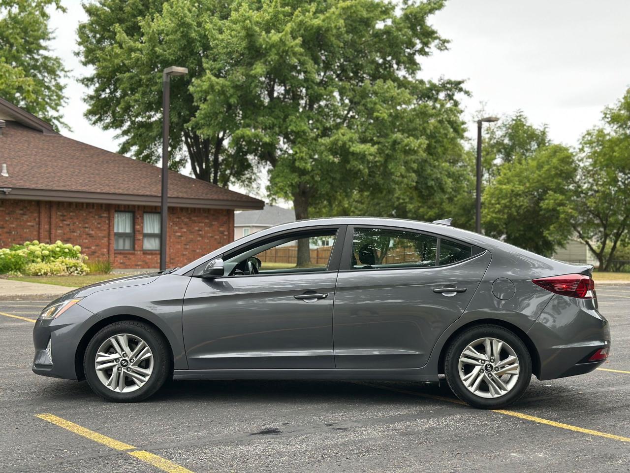 2020 Hyundai Elantra Preferred - Photo #2