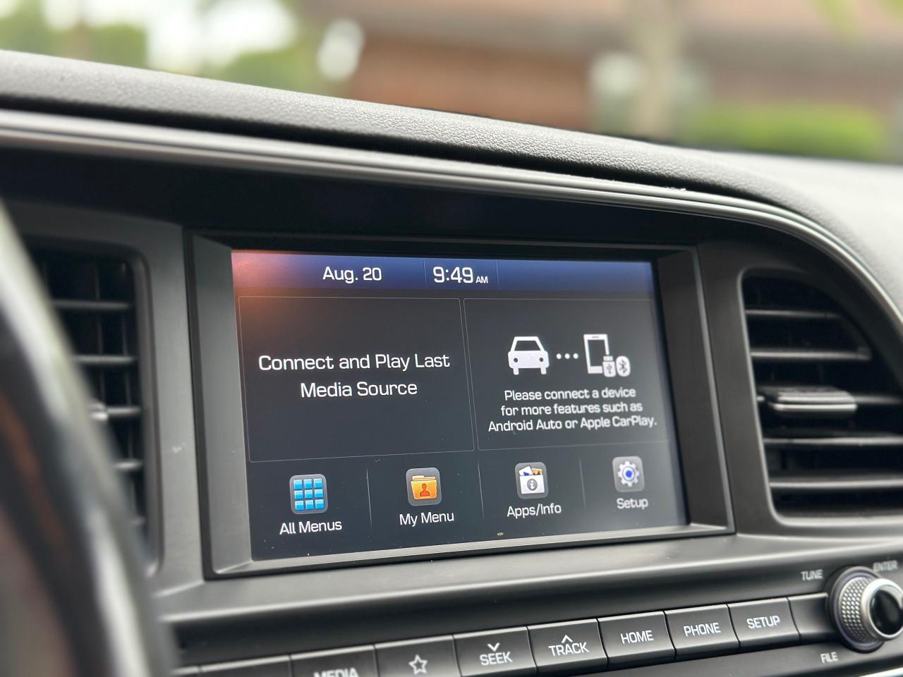 2020 Hyundai Elantra Preferred - Photo #9