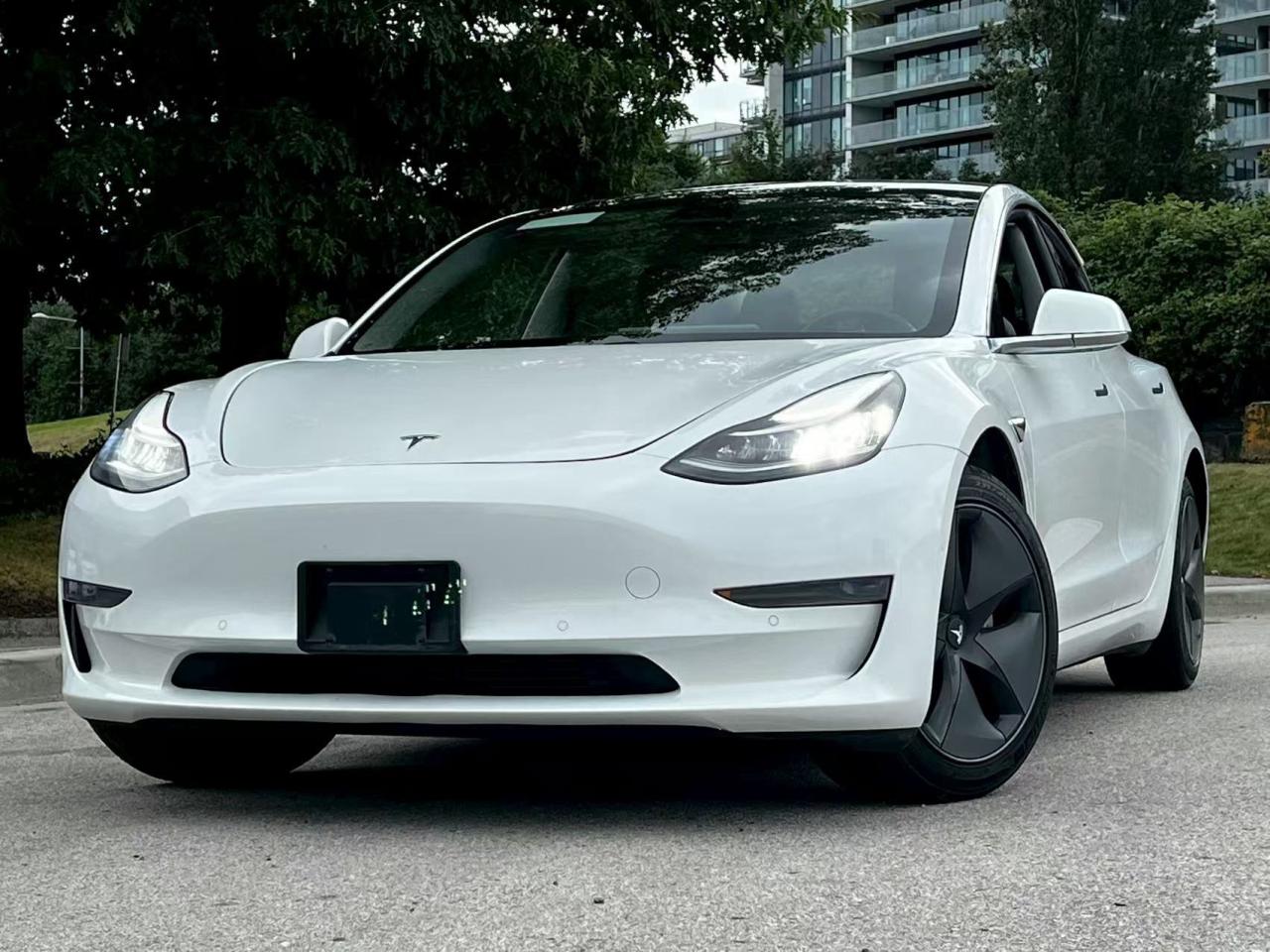 Used 2020 Tesla Model 3 Standard Range Plus/ CLEAN TITLE/ BC LOCAL for sale in Richmond, BC