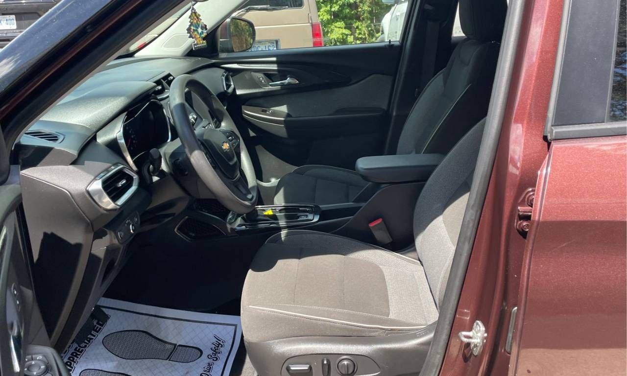 2022 Chevrolet TrailBlazer LT - Photo #10