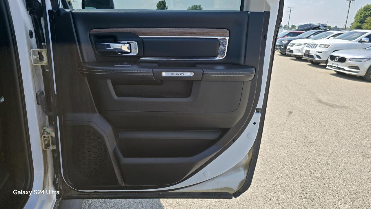2018 RAM 1500 Laramie - Photo #22