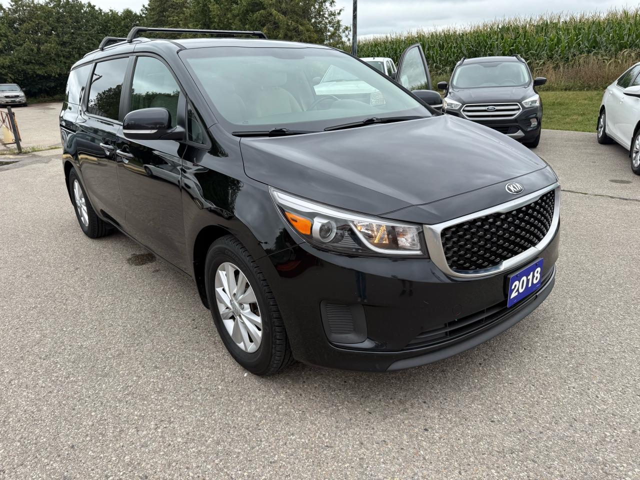 2018 Kia Sedona LX+ BACKUP CAMERA POWER SLIDING DOORS HEATED STREERING WHEEL Photo2