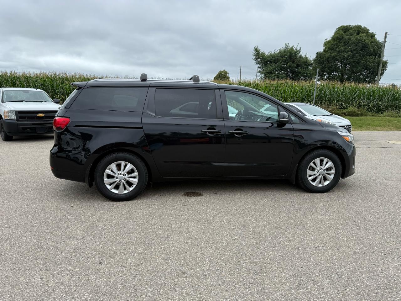 2018 Kia Sedona LX+ BACKUP CAMERA POWER SLIDING DOORS HEATED STREERING WHEEL - Photo #14