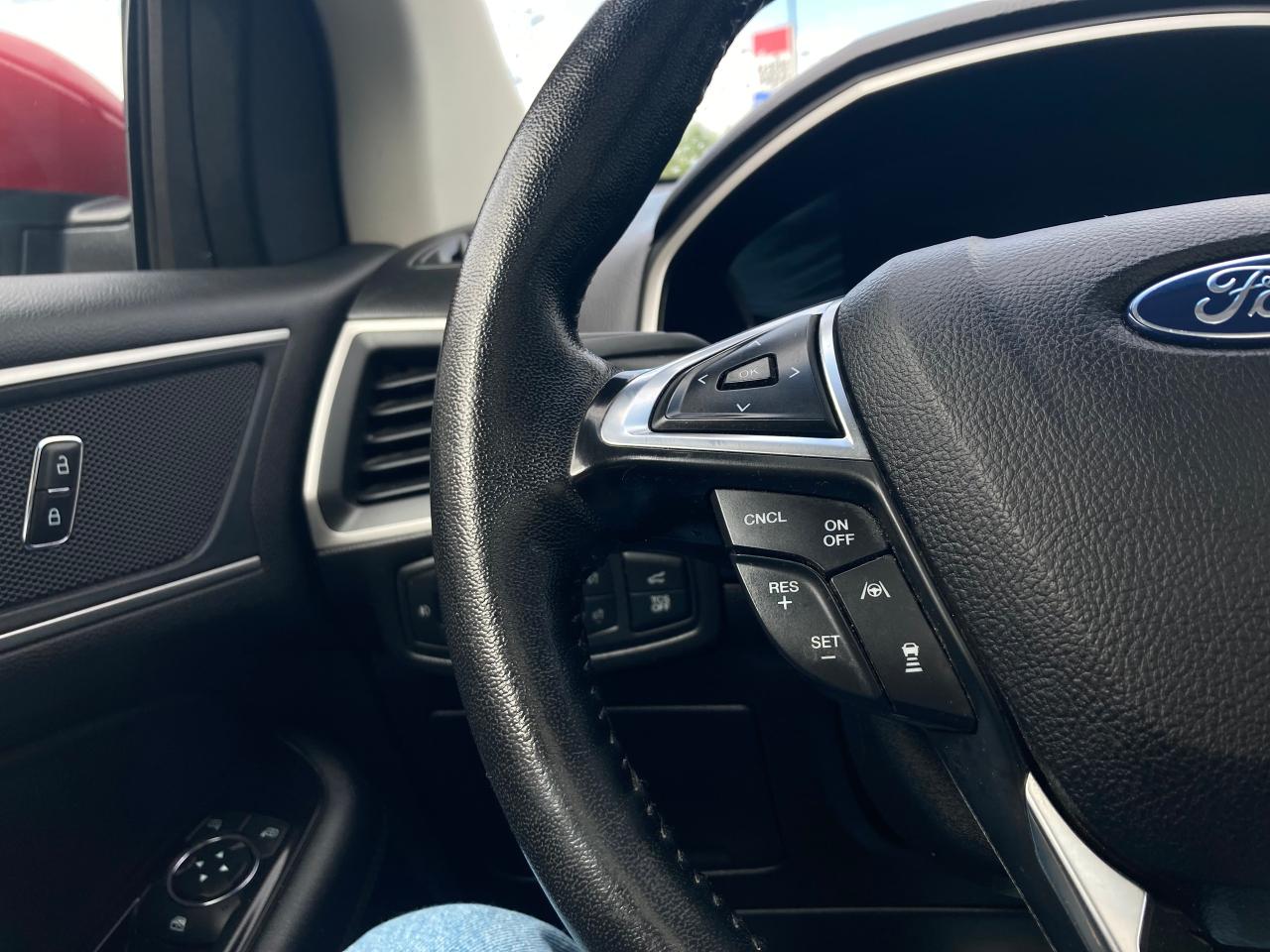 2020 Ford Edge SEL - Photo #23