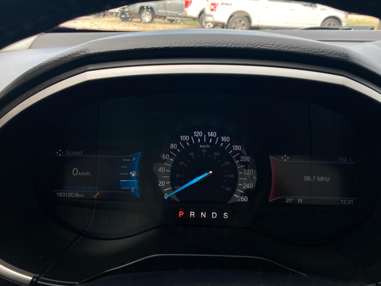 2020 Ford Edge SEL - Photo #25