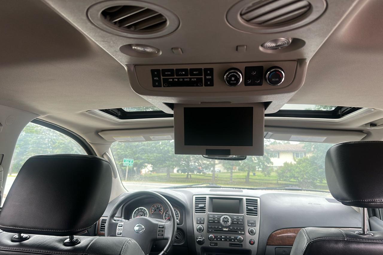2012 Nissan Armada Platinum Edition 8-passenger - Photo #7