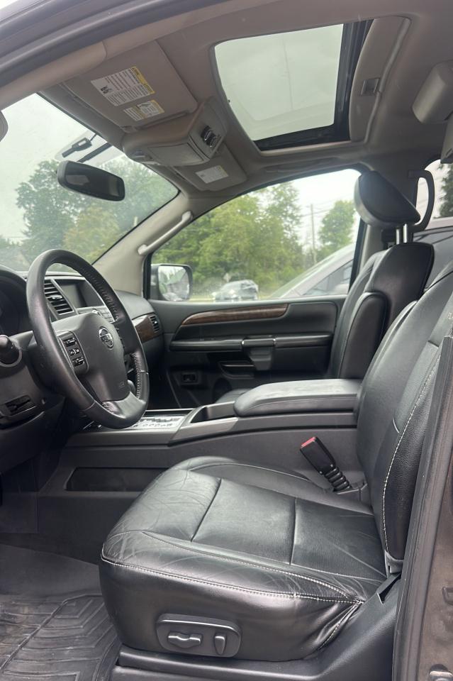 2012 Nissan Armada Platinum Edition 8-passenger - Photo #9