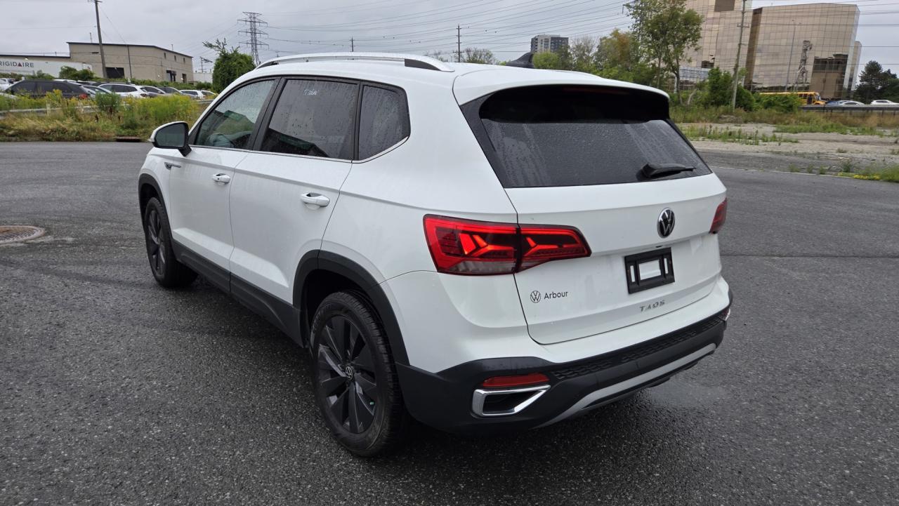 2023 Volkswagen Taos Comfortline - Photo #3