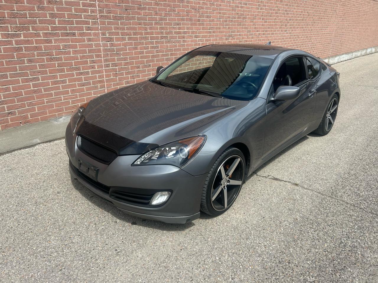 2011 Hyundai Genesis Coupe Premium - Photo #2