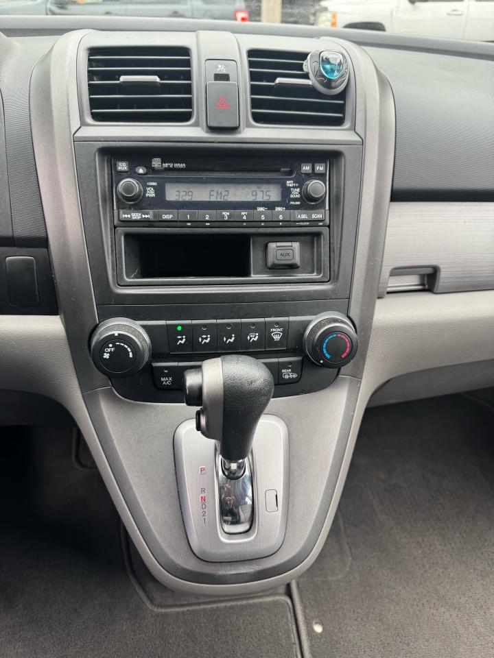 2010 Honda CR-V LX - Photo #11