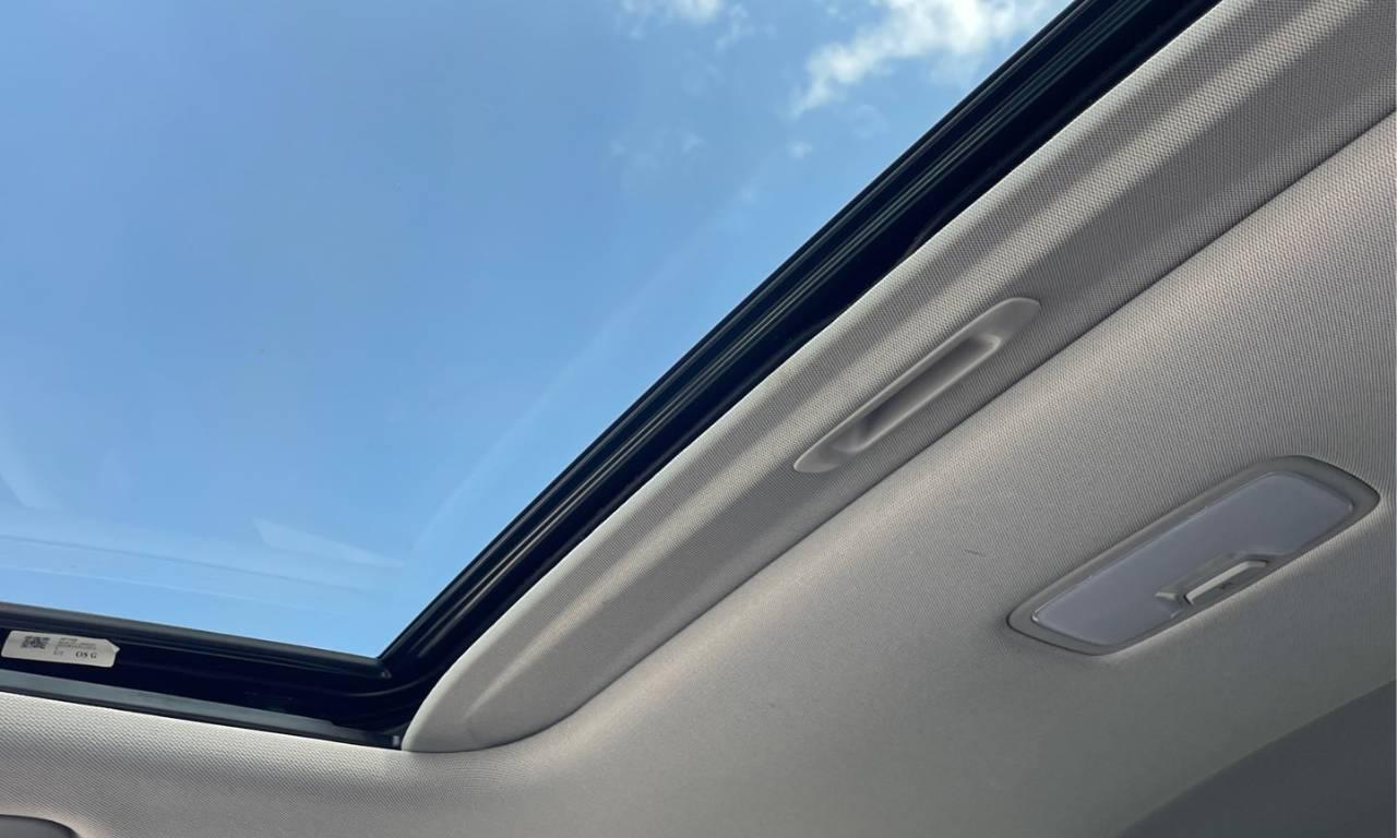2018 Hyundai KONA LUXURY - Photo #8