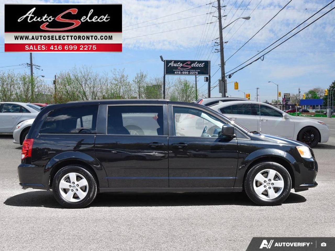 2016 Dodge Grand Caravan SXT DVD Entertainment Pkg - Backup Camera - Clean CP Photo2