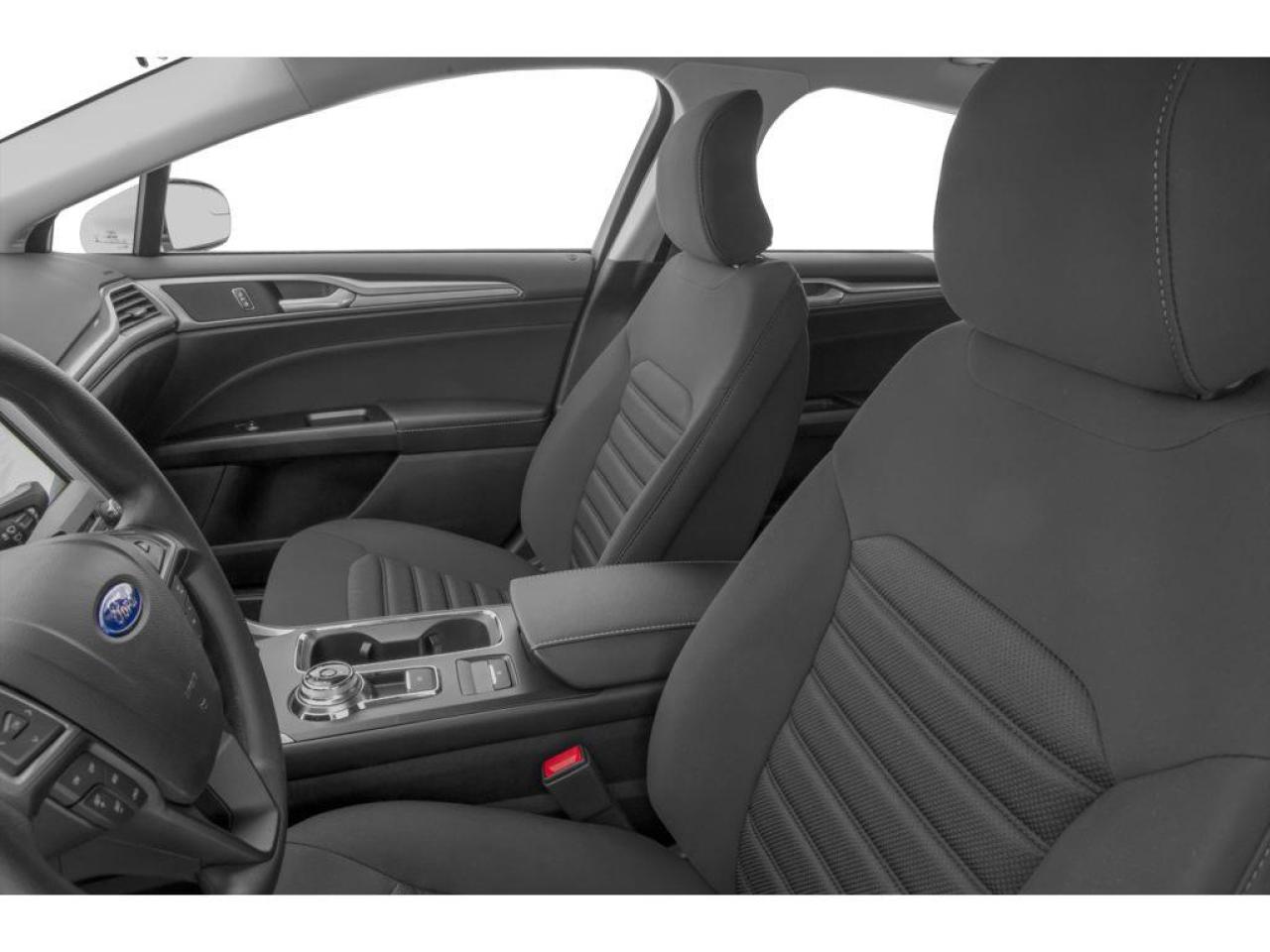 2017 Ford Fusion SE FWD Photo