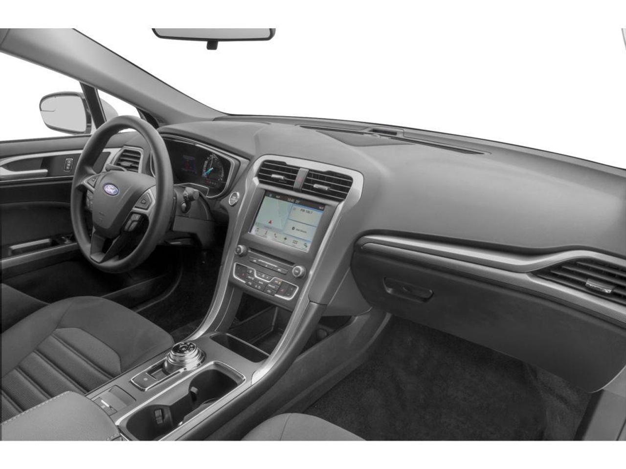 2017 Ford Fusion SE FWD Photo