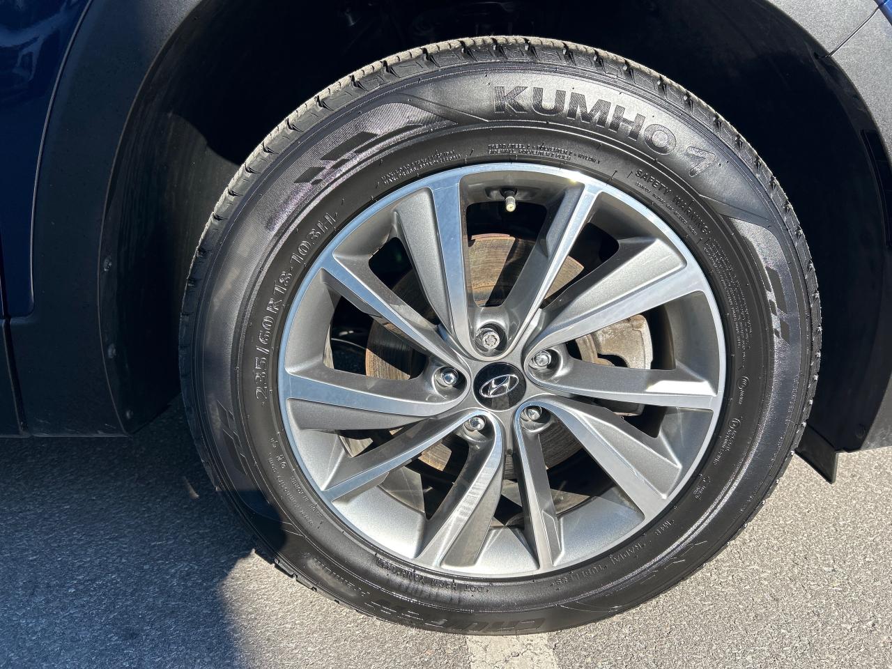 2020 Hyundai Santa Fe Preferred 2.4 w/Sun & Leather Package Preferred AWD 2.4L Sun and Leather Photo