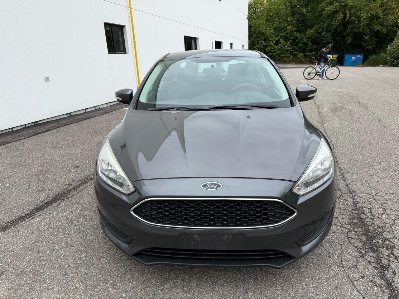 2015 Ford Focus SE - Photo #2