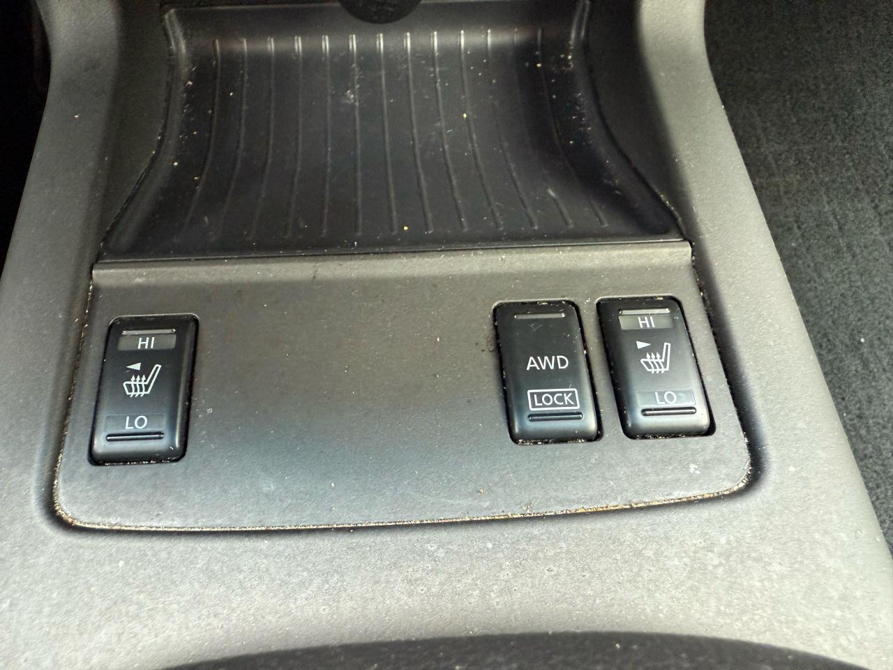 2010 Nissan Murano LE - Photo #16