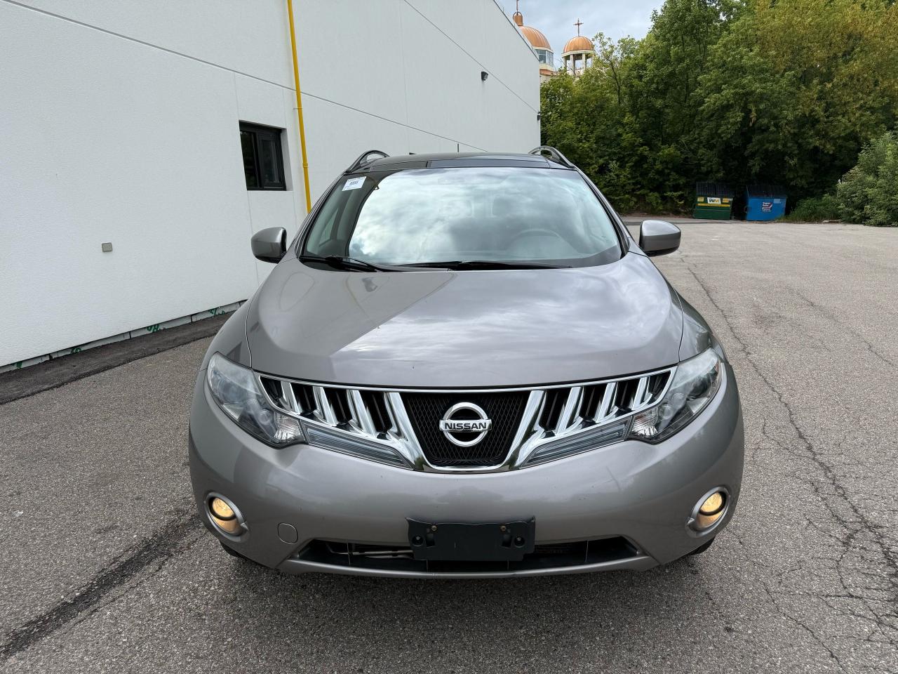 2010 Nissan Murano LE - Photo #2