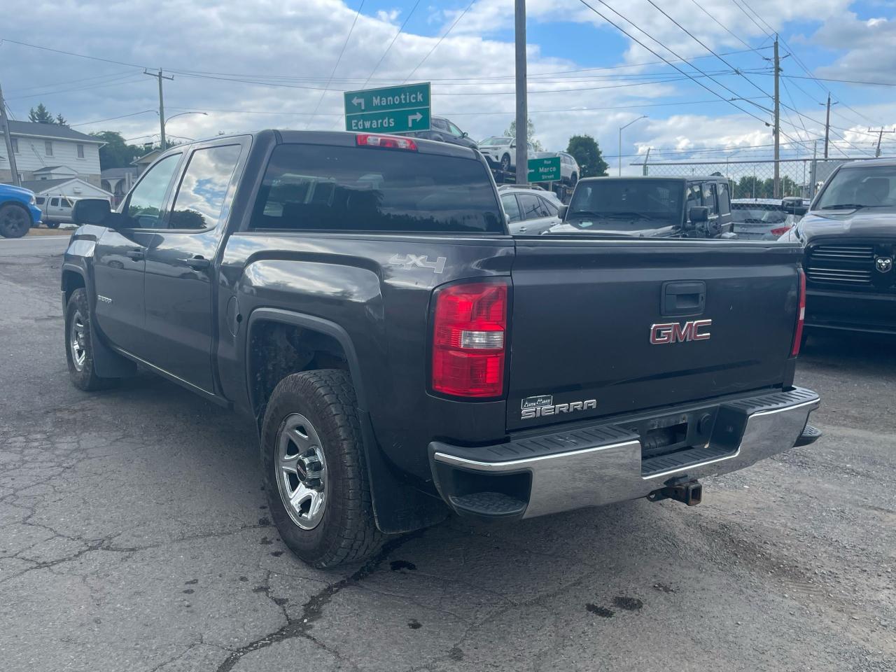 2014 GMC Sierra 1500 REBUILT TITLE - Photo #3