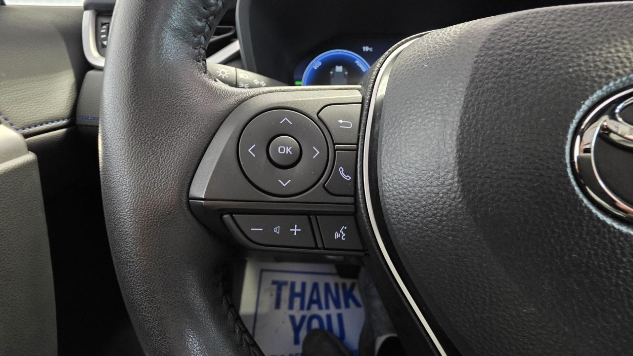 2023 Toyota RAV4 Hybrid XSE Photo0