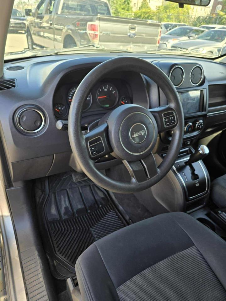 2011 Jeep Patriot north - Photo #6