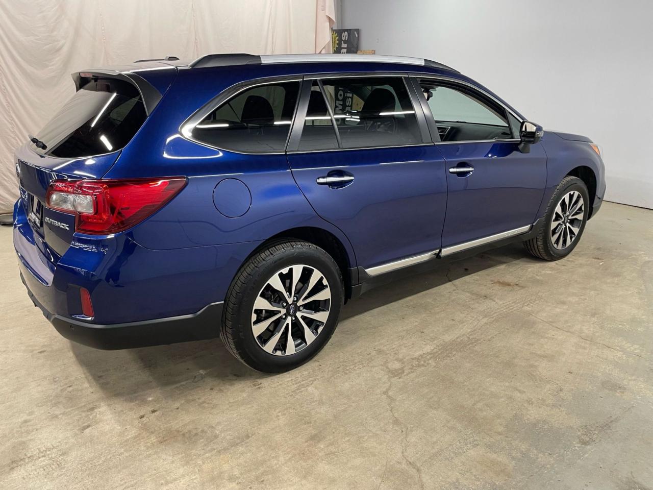 2017 Subaru Outback 2.5I TOURING W/TECH PKG