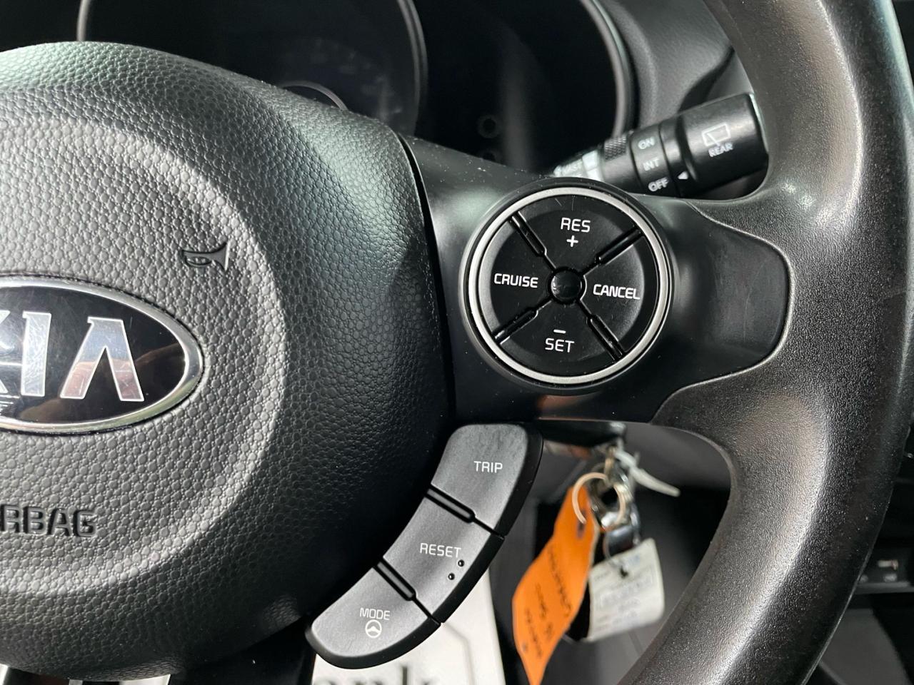 2016 Kia Soul EX | LOW KMS | CLEAN CARFAX | HEATED SEATS