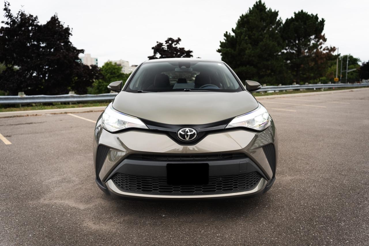 2021 Toyota C-HR XLE Premium | NO ACCIDENT | CLEAN CARFAX | - Photo #2
