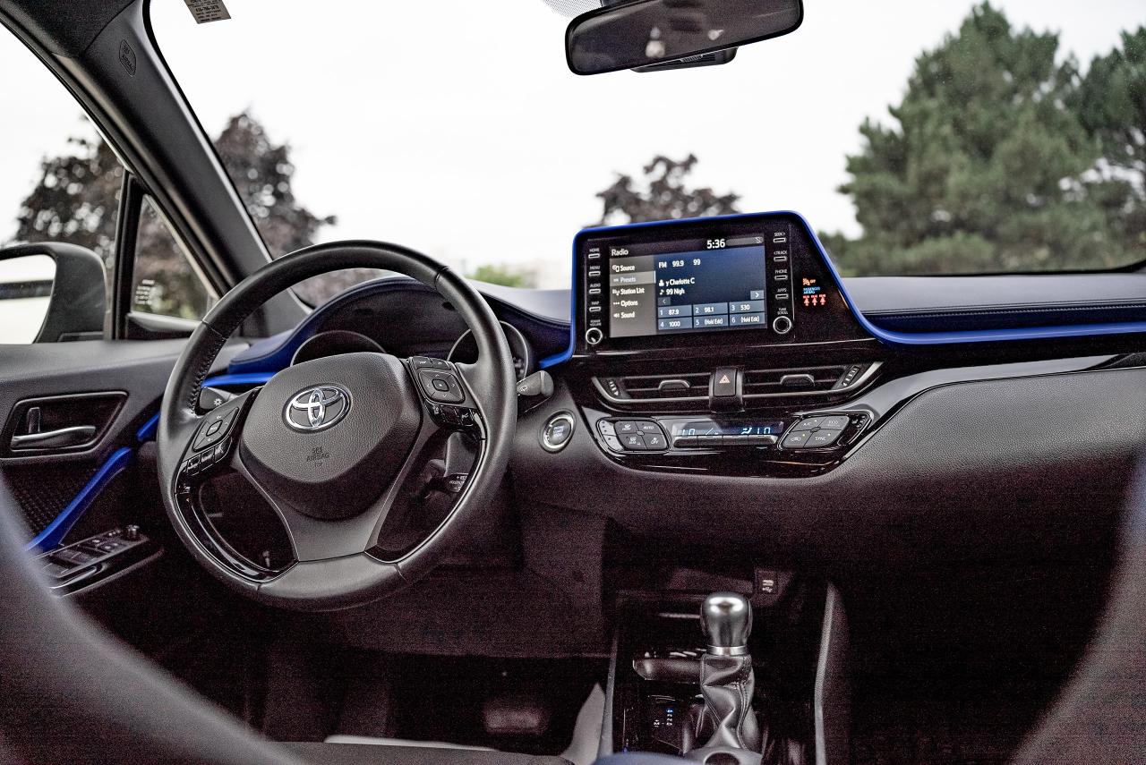 2021 Toyota C-HR XLE Premium | NO ACCIDENT | CLEAN CARFAX | - Photo #10